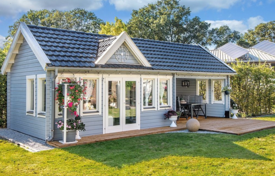 Blokhut met overkapping