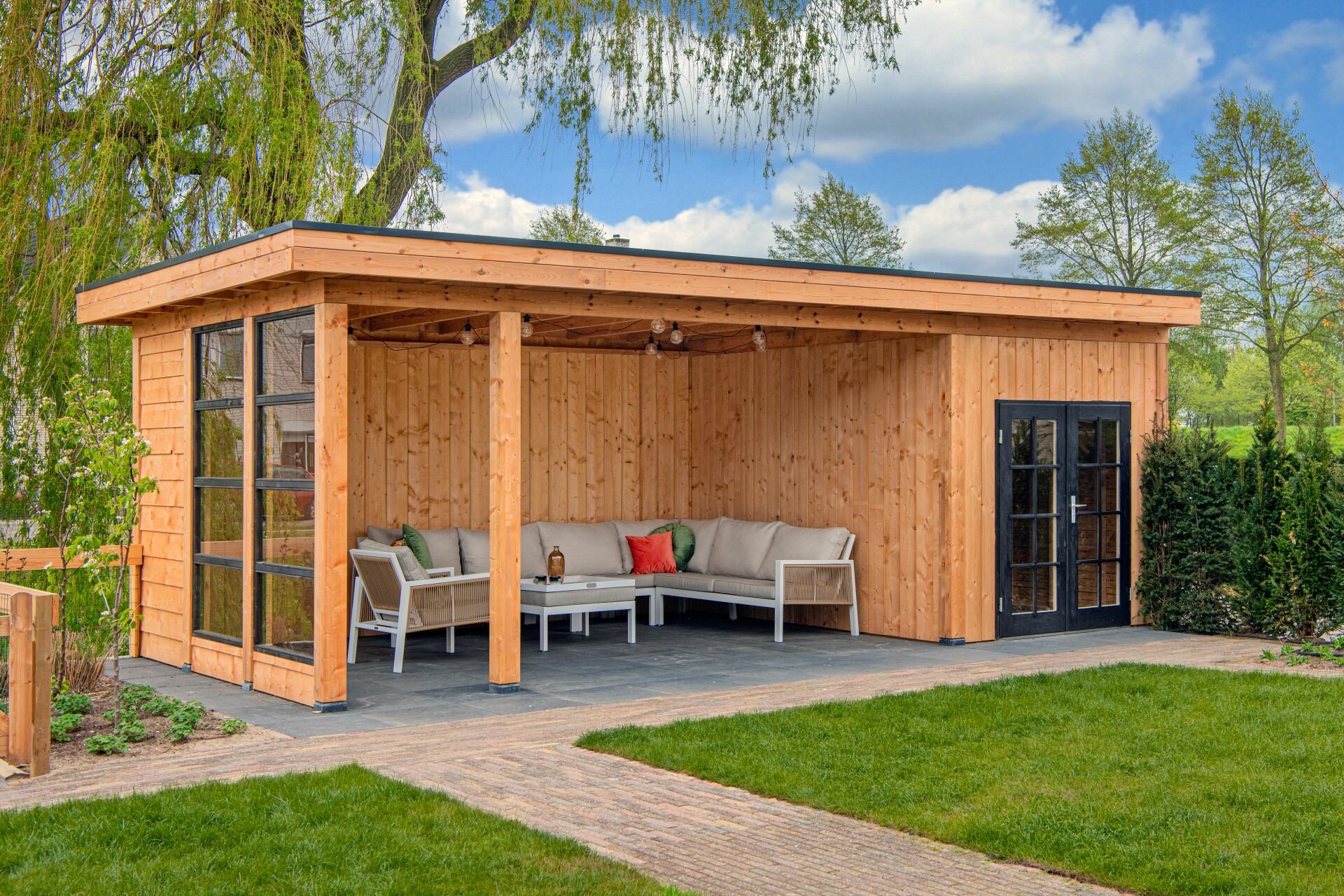 Overkapping Vriezenveen Douglas 750 x 355 cm - Zwart gespoten  