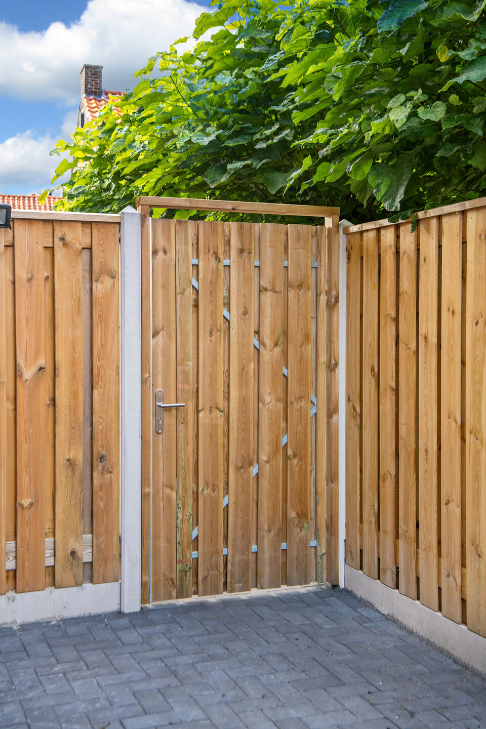 Tuinpoortkozijn + aanslagligger grenen groen ge&iuml;mpregneerd