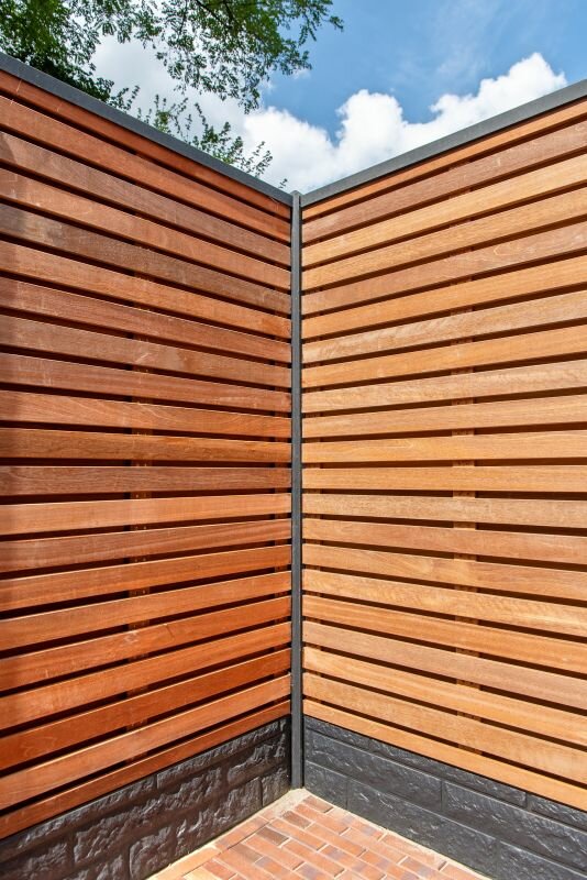 Tuinscherm hardhout kunstmatig gedroogd 40-planks (36 + 4) Prinsenbeek 180 x 180 cm (Bangkirai)