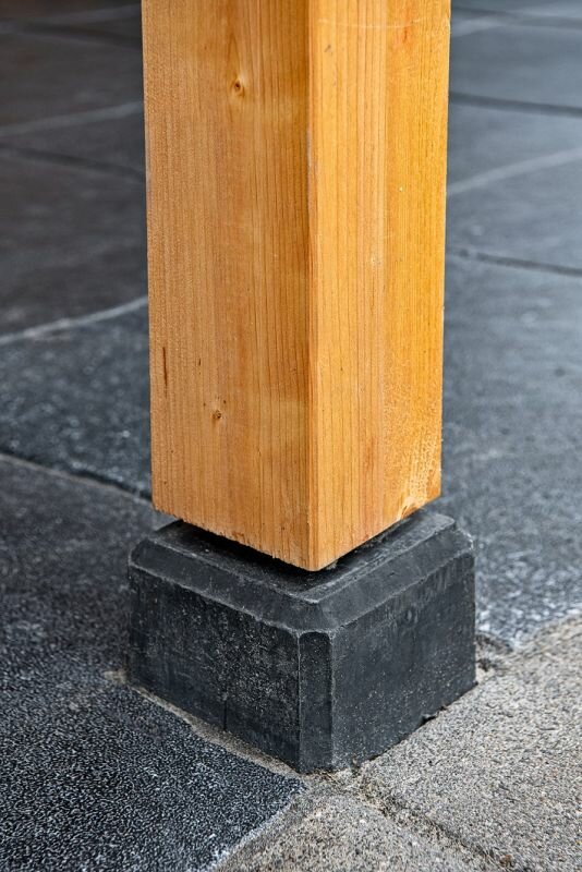 Betonpoer grote vellingkant antraciet 15 x 15 x 60 cm, M20