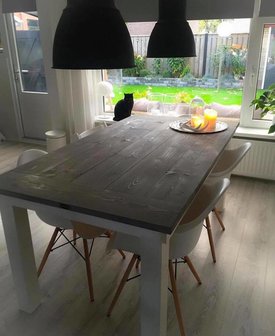 Brocante tafel steigerhout 