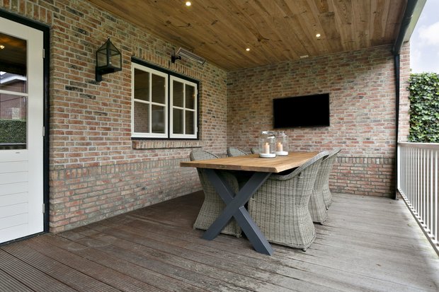 Eiken boomstamtafel Milaan X-poot industrieel - Boomstamblad met stalen X-poten