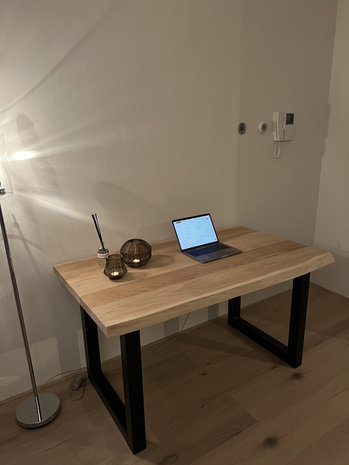 Massief eiken bureau met stalen U-poten 150 x 70 cm - Thuiswerkplek