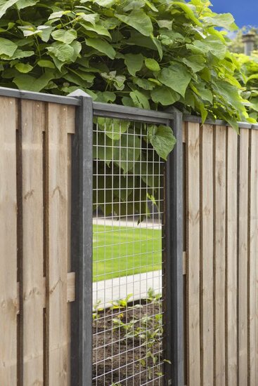 Gaaselement vuurverzinkt 90 x 180 cm met Grenen groen ge&iuml;mpregneerd kader 4,5 x 4,5  cm