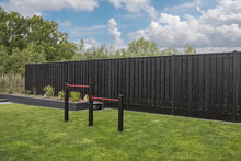 Tuinscherm vuren zwart gespoten 21-planks (19 + 2) Stuttgart 180 x 180 cm