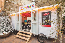 Pipowagen 480 x 240 cm met zijdeur - Zigeunerwagen Patricia