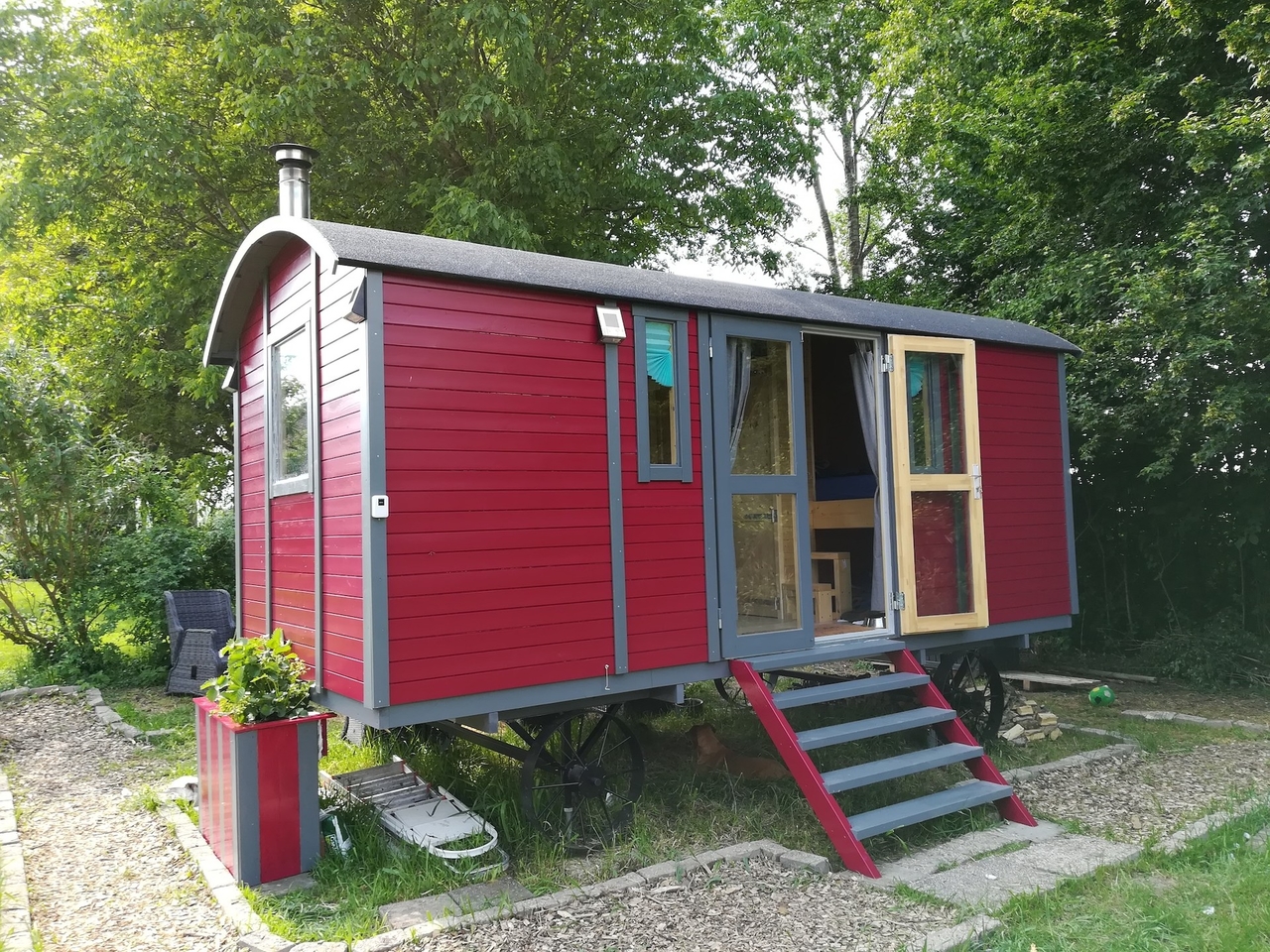 Pipowagen 480 x 240 cm met zijdeur - Zigeunerwagen Patricia