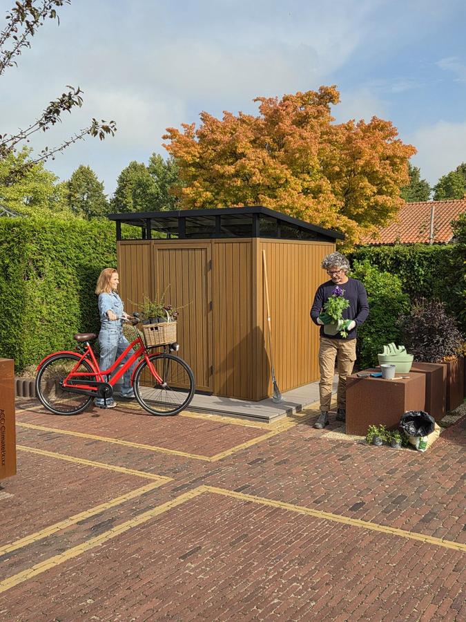 NewTechWood berging met enkele deur 222 x 210 cm Teak