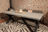 Industriële steigerhouten tafel X-poot_