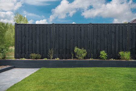 Tuinscherm Vuren zwart gespoten 21-planks (19 + 2) Stuttgart 180 x 180 cm