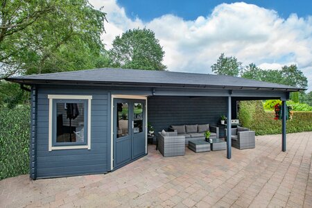 Blokhut Bertil met overkapping 800 x 300 cm - Tuinhuis